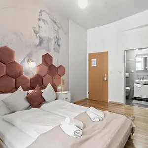 Hotel Designer Asaria, Vídeň