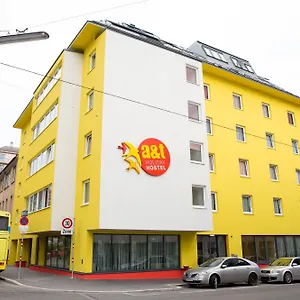 Hostel A&t, Wien